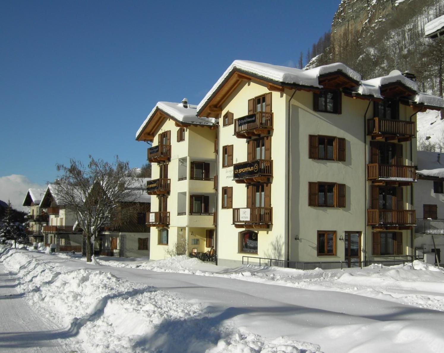 Residence Les Nigritelles Конь Екстер'єр фото