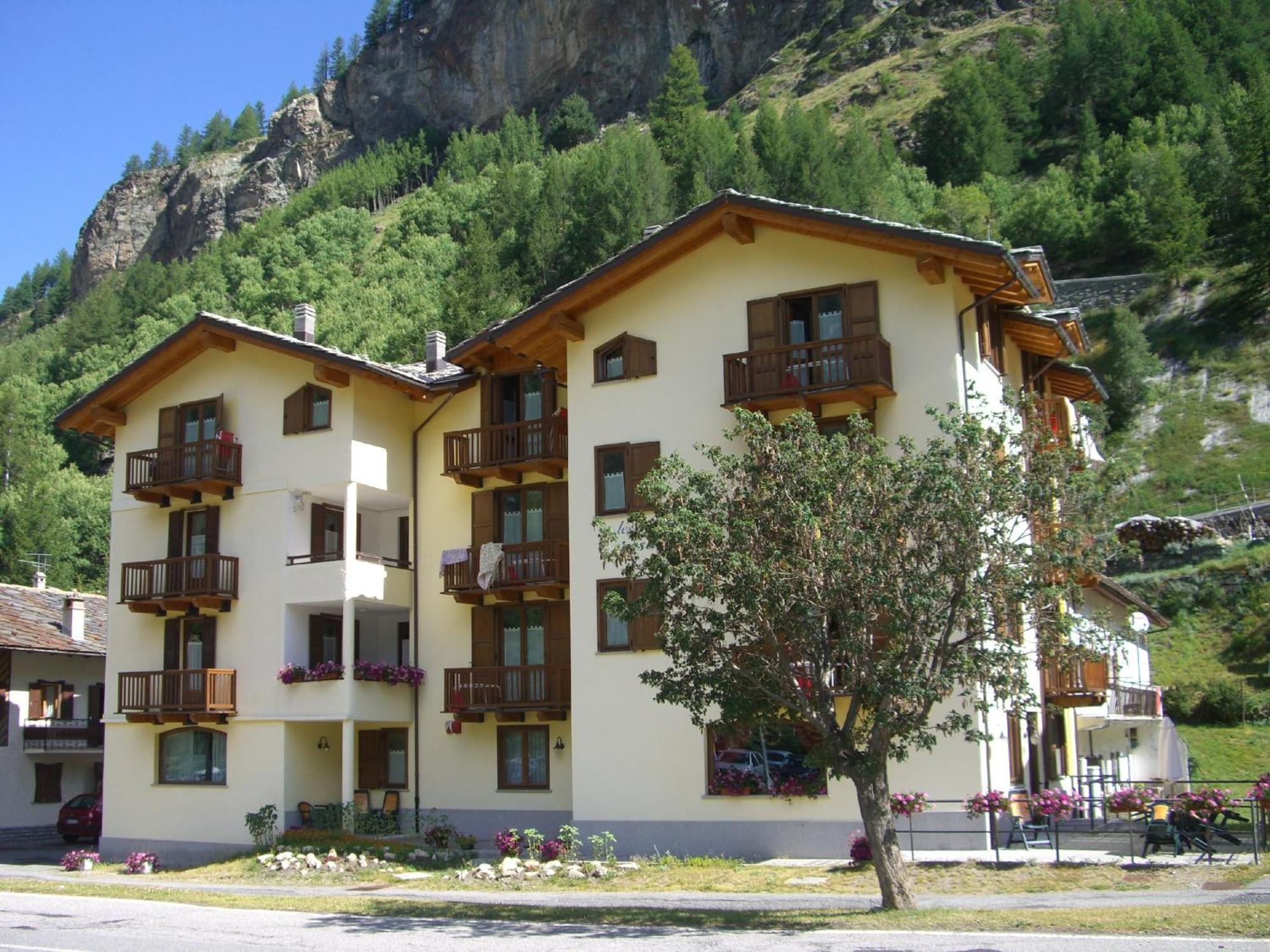 Residence Les Nigritelles Конь Екстер'єр фото