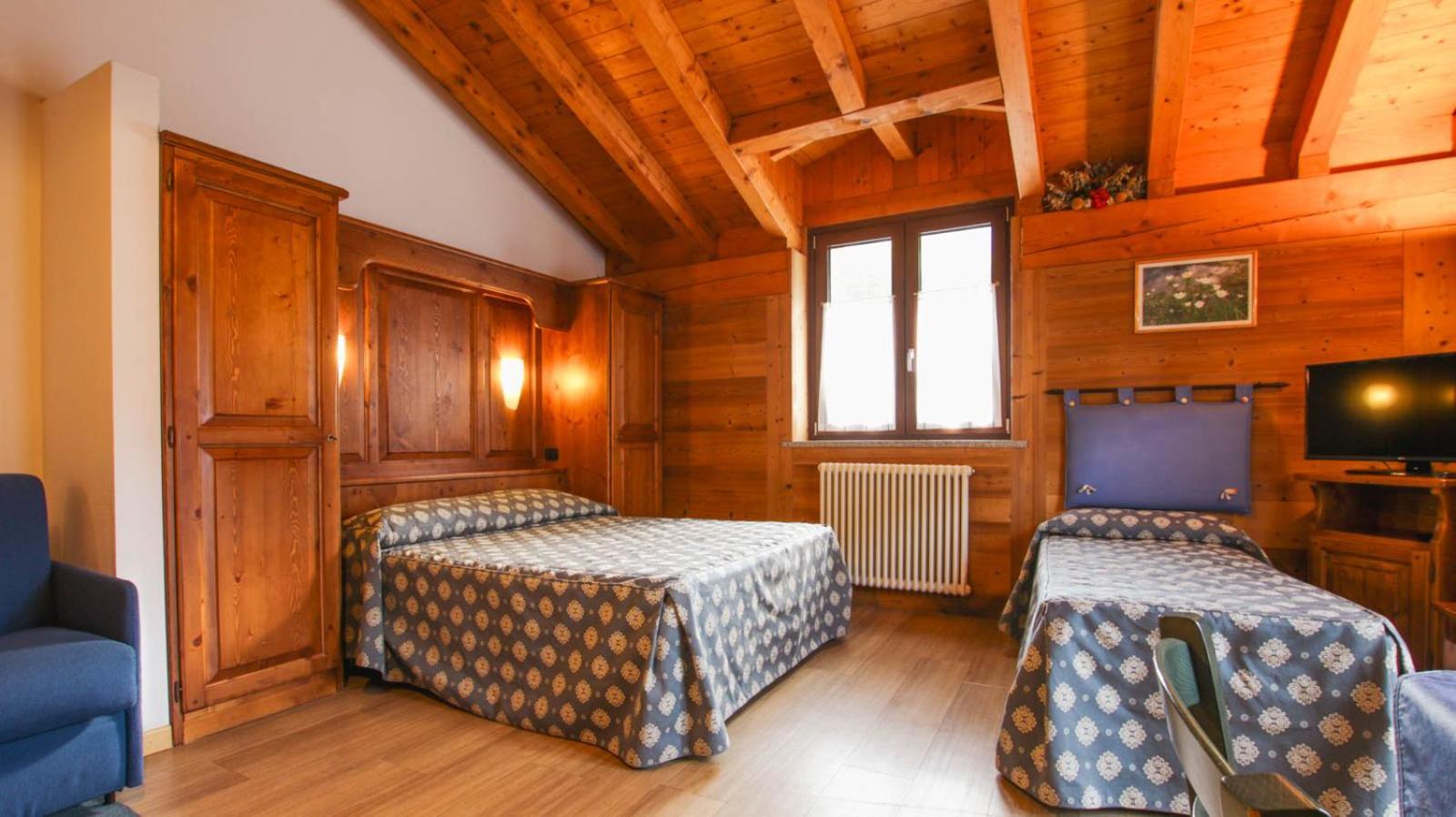 Residence Les Nigritelles Конь Екстер'єр фото