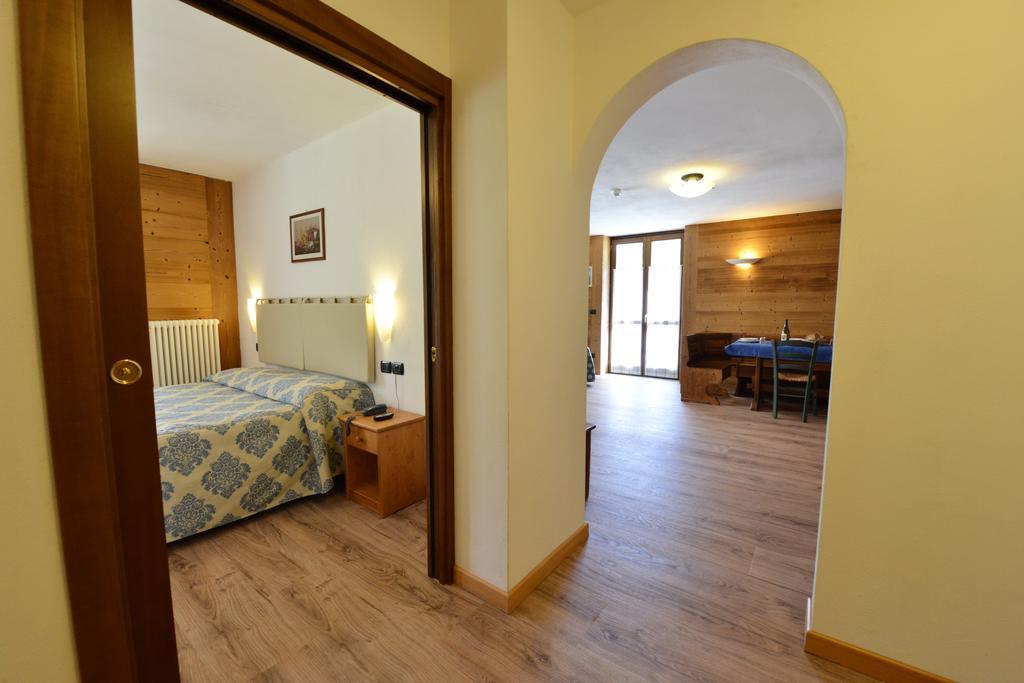 Residence Les Nigritelles Конь Екстер'єр фото
