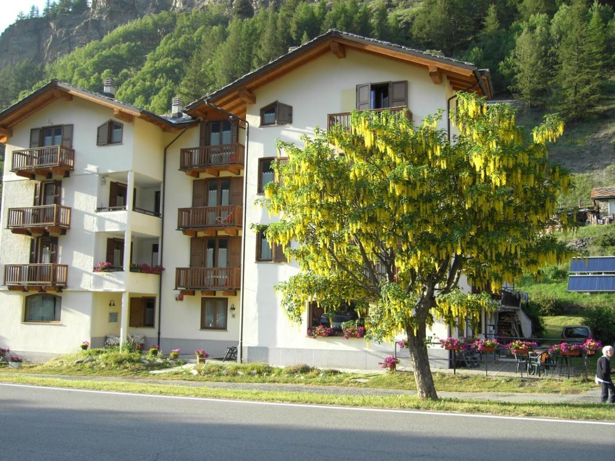 Residence Les Nigritelles Конь Екстер'єр фото